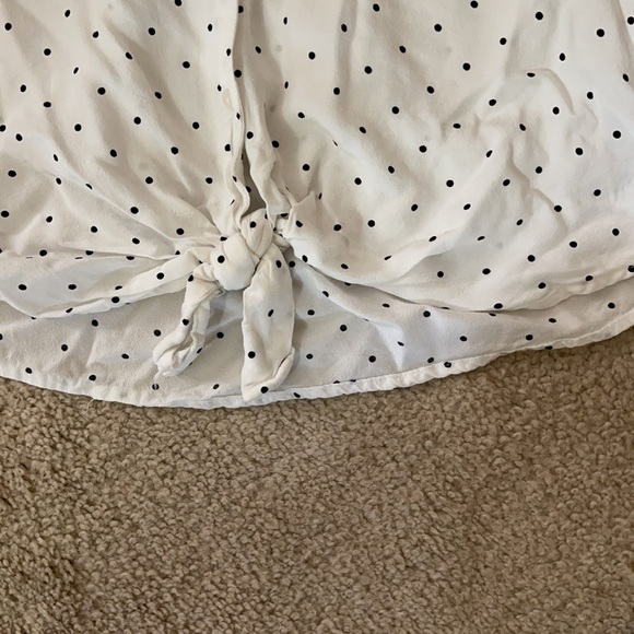 Polka dot top with sleeve detail - Picture 3 of 5